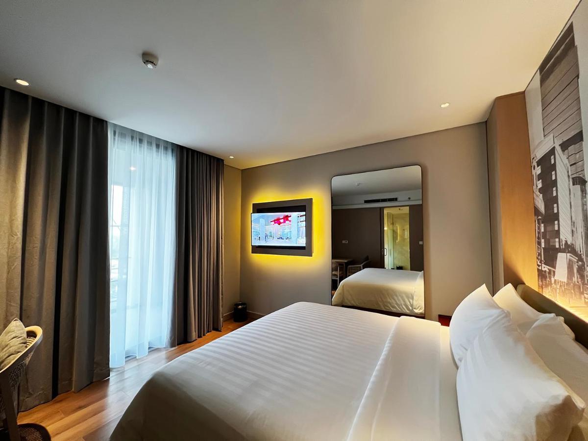 Ra Suites Simatupang Jakarta Eksteriør bilde