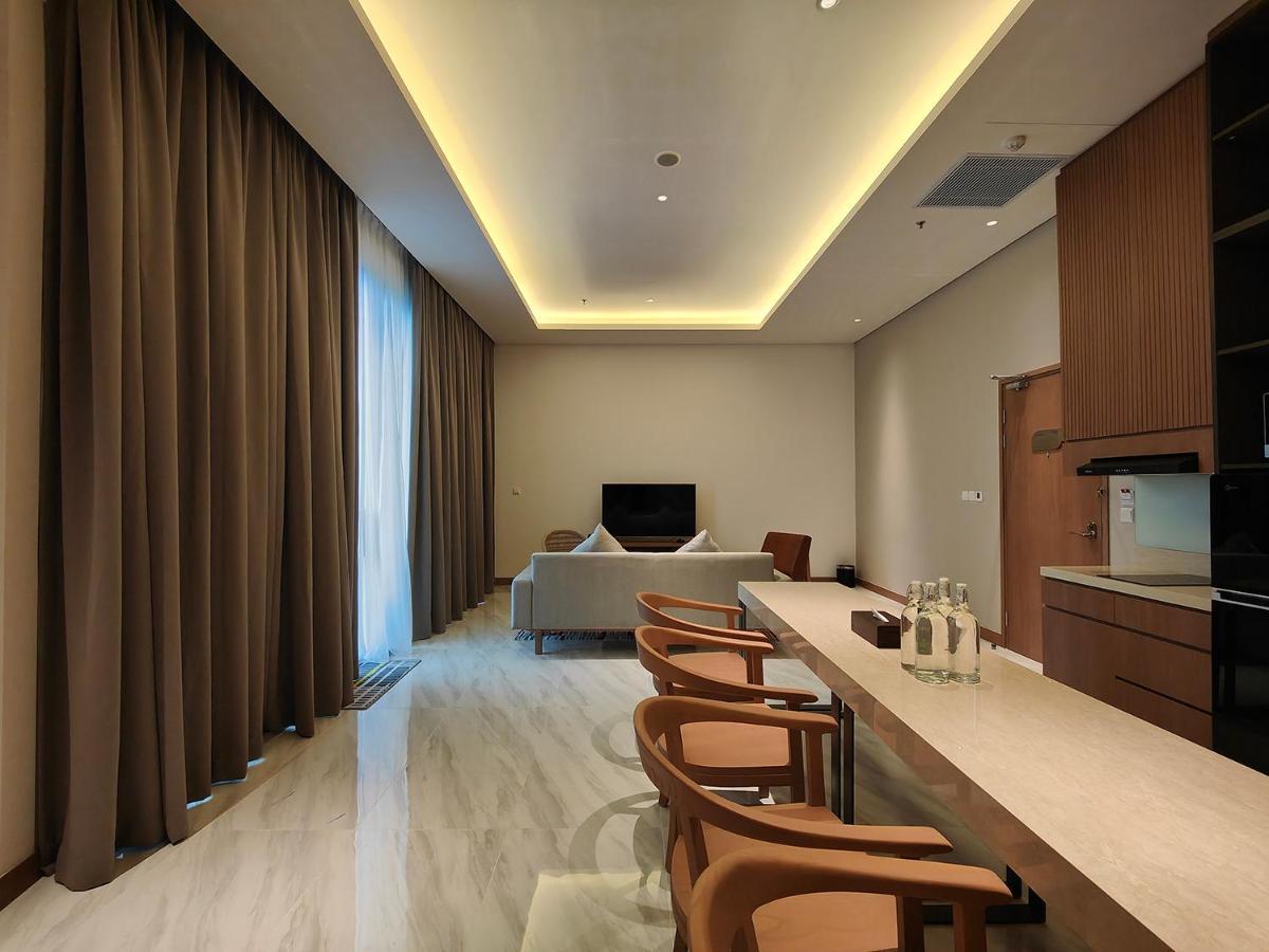 Ra Suites Simatupang Jakarta Eksteriør bilde